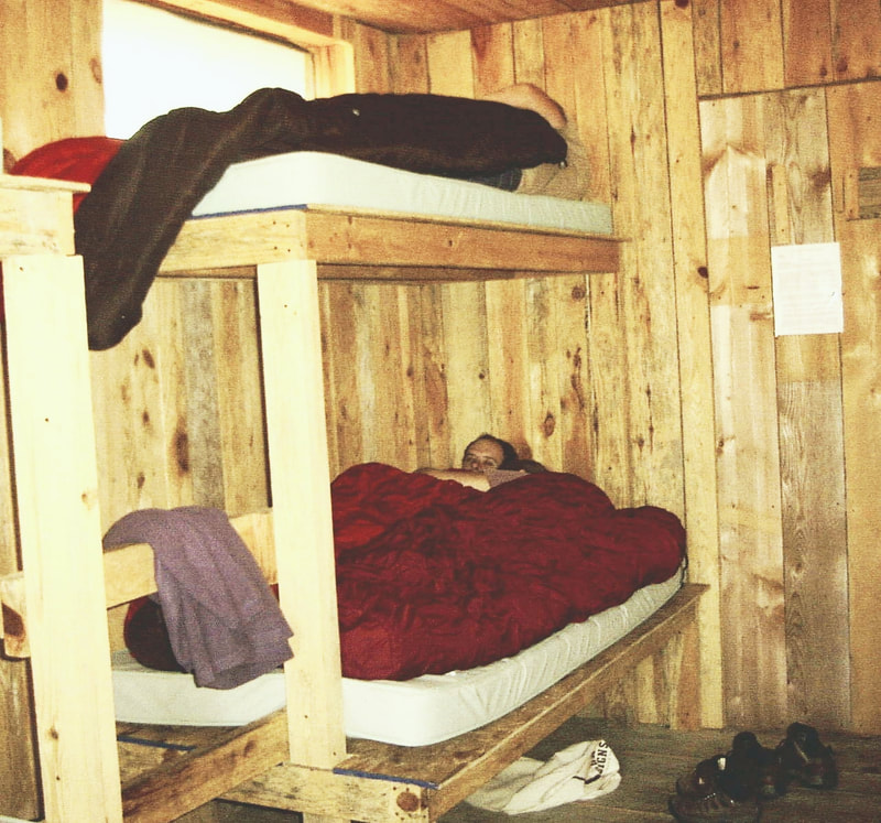 Camp-inn bunk beds